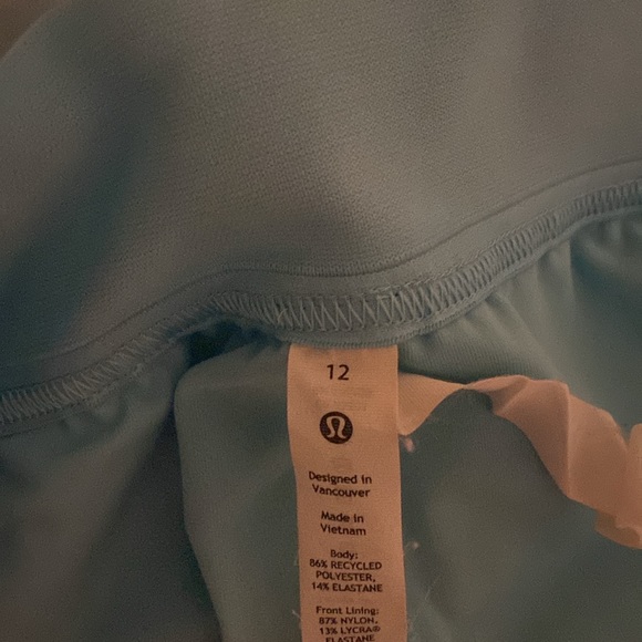 EUC LULULEMON skort - Picture 7 of 7